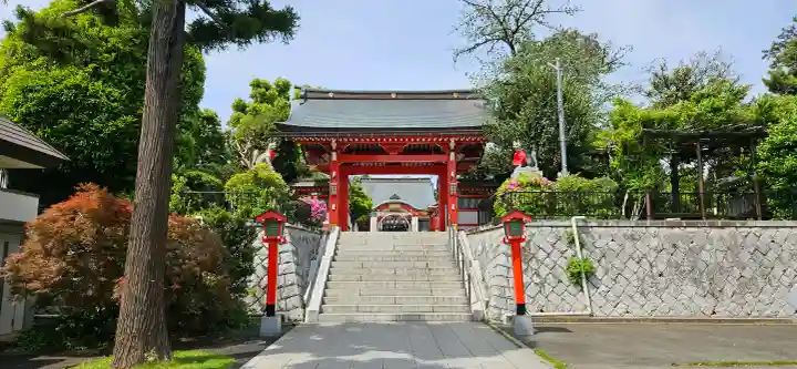 東伏見稲荷神社の{uncategorized: "未分類", other: "その他", undefined: "問題あり", building: "その他建物", grave: "お墓", sacred_gate: "鳥居", guardian: "狛犬", statue: "像", buddha: "仏像", history: "歴史", nature: "自然", garden: "庭園", animal: "動物", pagoda: "塔", temizu: "手水舎", mountain_gate: "山門・神門", sanctuary: "本殿・本堂", subordinate: "末社・摂社", art: "芸術", scenery: "景色", jizo: "地蔵", ema: "絵馬", goshuin: "御朱印", omikuji: "おみくじ", items: "授与品その他", amulet: "お守り", goshuincho: "御朱印帳", eats: "食事", festival: "お祭り", votive_dance: "神楽", shichigosan: "七五三参", wedding: "結婚式", experience: "体験その他", initially: "初詣", around: "周辺", anti_infection: "感染症対策"}