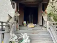 笠間稲荷神社の{uncategorized: "未分類", other: "その他", undefined: "問題あり", building: "その他建物", grave: "お墓", sacred_gate: "鳥居", guardian: "狛犬", statue: "像", buddha: "仏像", history: "歴史", nature: "自然", garden: "庭園", animal: "動物", pagoda: "塔", temizu: "手水舎", mountain_gate: "山門・神門", sanctuary: "本殿・本堂", subordinate: "末社・摂社", art: "芸術", scenery: "景色", jizo: "地蔵", ema: "絵馬", goshuin: "御朱印", omikuji: "おみくじ", items: "授与品その他", amulet: "お守り", goshuincho: "御朱印帳", eats: "食事", festival: "お祭り", votive_dance: "神楽", shichigosan: "七五三参", wedding: "結婚式", experience: "体験その他", initially: "初詣", around: "周辺", anti_infection: "感染症対策"}