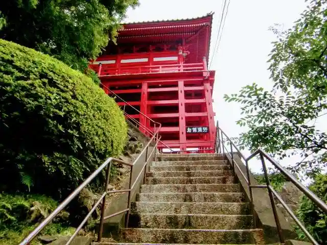 浪切不動院の本殿・本堂