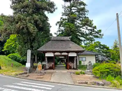 智識寺の山門・神門