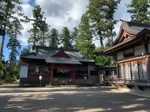 鶴峯八幡宮の本殿・本堂
