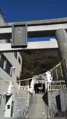 根岸八幡神社の鳥居