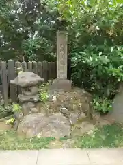 穴八幡宮の建物その他