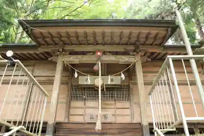 菅布禰神社の本殿・本堂