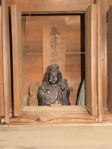 阿禮神社の像