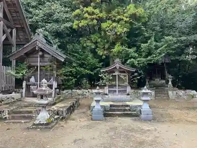波豆八幡神社の末社・摂社