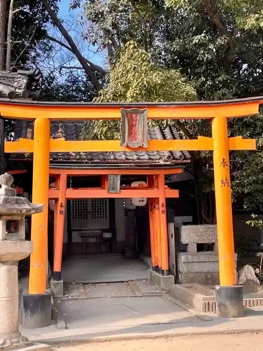 白鳥神社の鳥居