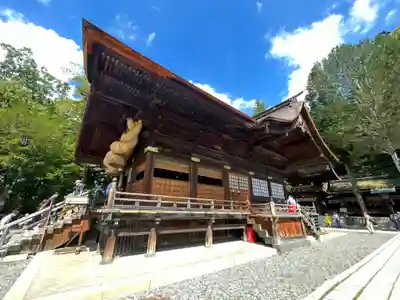 諏訪大社下社秋宮(長野県)