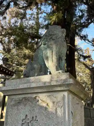 諏訪大社下社春宮の{uncategorized: "未分類", other: "その他", undefined: "問題あり", building: "その他建物", grave: "お墓", sacred_gate: "鳥居", guardian: "狛犬", statue: "像", buddha: "仏像", history: "歴史", nature: "自然", garden: "庭園", animal: "動物", pagoda: "塔", temizu: "手水舎", mountain_gate: "山門・神門", sanctuary: "本殿・本堂", subordinate: "末社・摂社", art: "芸術", scenery: "景色", jizo: "地蔵", ema: "絵馬", goshuin: "御朱印", omikuji: "おみくじ", items: "授与品その他", amulet: "お守り", goshuincho: "御朱印帳", eats: "食事", festival: "お祭り", votive_dance: "神楽", shichigosan: "七五三参", wedding: "結婚式", experience: "体験その他", initially: "初詣", around: "周辺", anti_infection: "感染症対策"}