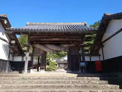 出雲大社北島国造館 出雲教の山門