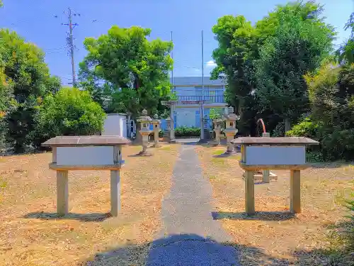 神明社（鷲尾）のその他建物
