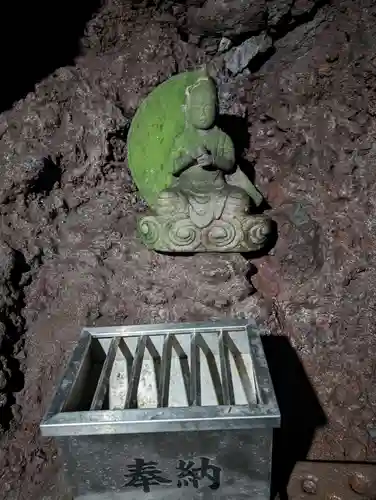 無戸室浅間神社(船津胎内神社)(山梨県)