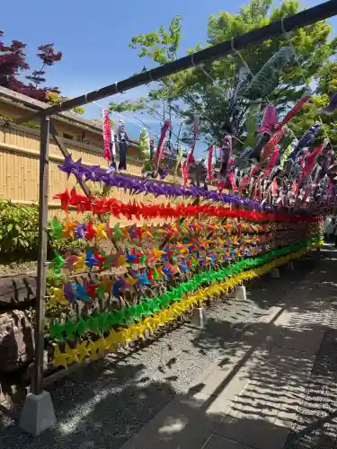 宝徳寺の{uncategorized: "未分類", other: "その他", undefined: "問題あり", building: "その他建物", grave: "お墓", sacred_gate: "鳥居", guardian: "狛犬", statue: "像", buddha: "仏像", history: "歴史", nature: "自然", garden: "庭園", animal: "動物", pagoda: "塔", temizu: "手水舎", mountain_gate: "山門・神門", sanctuary: "本殿・本堂", subordinate: "末社・摂社", art: "芸術", scenery: "景色", jizo: "地蔵", ema: "絵馬", goshuin: "御朱印", omikuji: "おみくじ", items: "授与品その他", amulet: "お守り", goshuincho: "御朱印帳", eats: "食事", festival: "お祭り", votive_dance: "神楽", shichigosan: "七五三参", wedding: "結婚式", experience: "体験その他", initially: "初詣", around: "周辺", anti_infection: "感染症対策"}