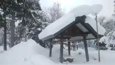 下川神社の手水舎