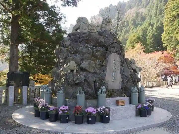 大山阿夫利神社の狛犬