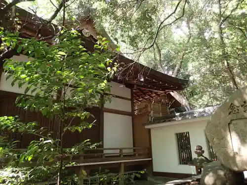 保久良神社の建物その他