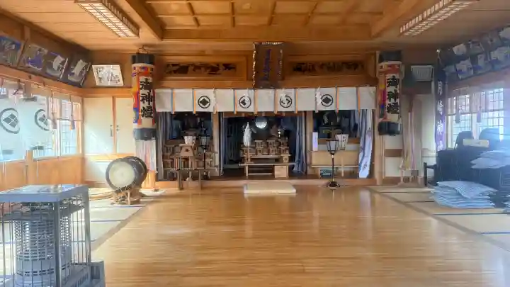 月崎神社の{uncategorized: "未分類", other: "その他", undefined: "問題あり", building: "その他建物", grave: "お墓", sacred_gate: "鳥居", guardian: "狛犬", statue: "像", buddha: "仏像", history: "歴史", nature: "自然", garden: "庭園", animal: "動物", pagoda: "塔", temizu: "手水舎", mountain_gate: "山門・神門", sanctuary: "本殿・本堂", subordinate: "末社・摂社", art: "芸術", scenery: "景色", jizo: "地蔵", ema: "絵馬", goshuin: "御朱印", omikuji: "おみくじ", items: "授与品その他", amulet: "お守り", goshuincho: "御朱印帳", eats: "食事", festival: "お祭り", votive_dance: "神楽", shichigosan: "七五三参", wedding: "結婚式", experience: "体験その他", initially: "初詣", around: "周辺", anti_infection: "感染症対策"}