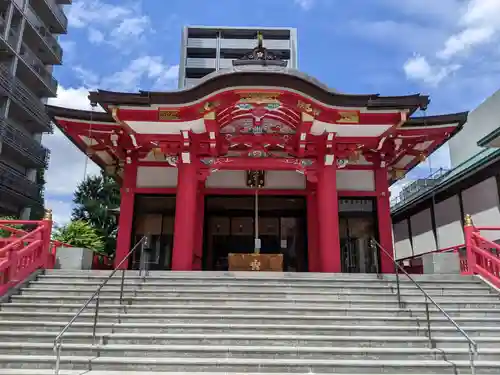 成子天神社の本殿・本堂