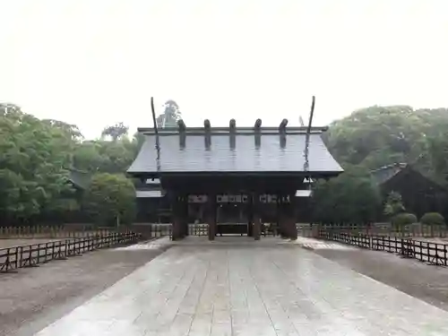 宮崎神宮の山門・神門