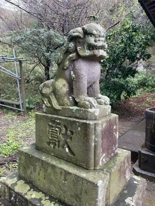 菅原神社の{uncategorized: "未分類", other: "その他", undefined: "問題あり", building: "その他建物", grave: "お墓", sacred_gate: "鳥居", guardian: "狛犬", statue: "像", buddha: "仏像", history: "歴史", nature: "自然", garden: "庭園", animal: "動物", pagoda: "塔", temizu: "手水舎", mountain_gate: "山門・神門", sanctuary: "本殿・本堂", subordinate: "末社・摂社", art: "芸術", scenery: "景色", jizo: "地蔵", ema: "絵馬", goshuin: "御朱印", omikuji: "おみくじ", items: "授与品その他", amulet: "お守り", goshuincho: "御朱印帳", eats: "食事", festival: "お祭り", votive_dance: "神楽", shichigosan: "七五三参", wedding: "結婚式", experience: "体験その他", initially: "初詣", around: "周辺", anti_infection: "感染症対策"}