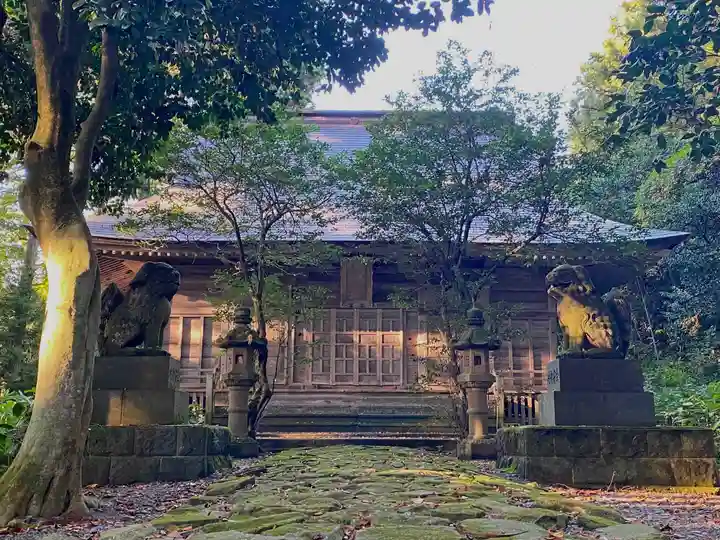 小物忌神社の本殿・本堂