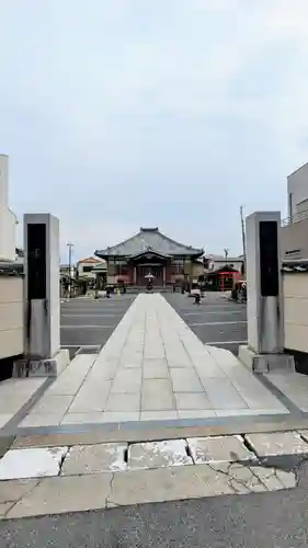 東学寺の本殿・本堂