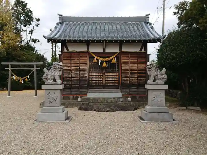 白山神社の本殿・本堂
