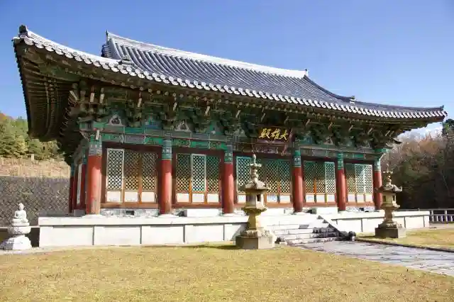 高麗寺の本殿
