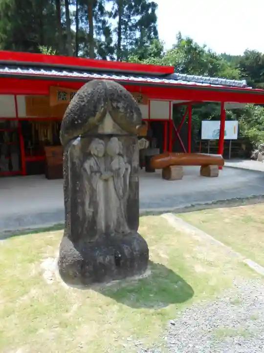 陰陽石神社(宮崎県)