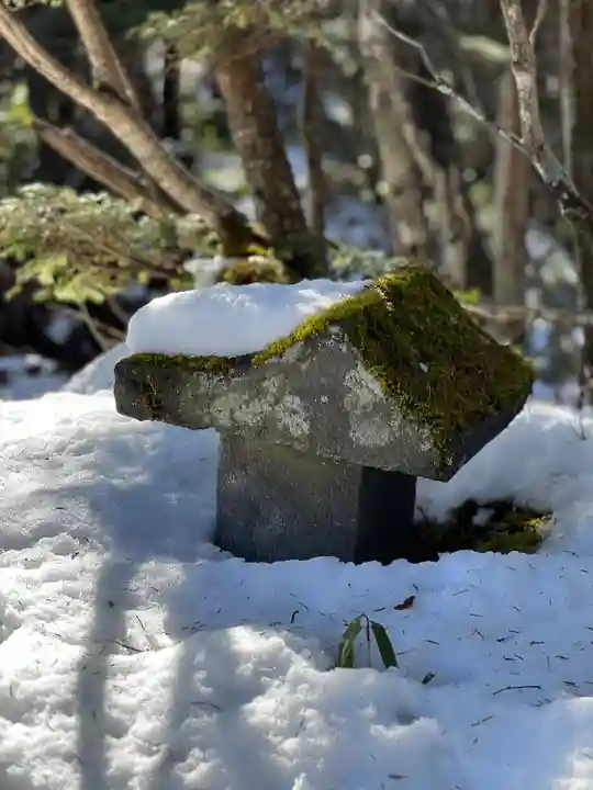 東花童子の本殿・本堂