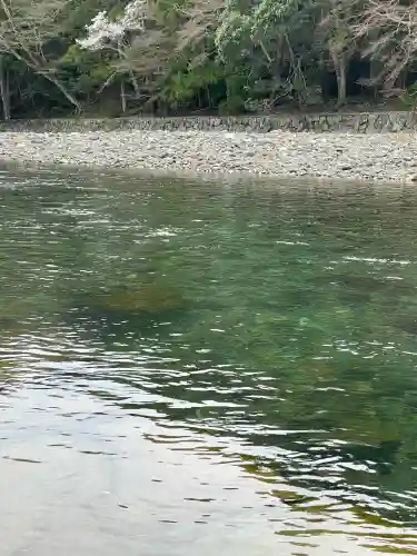 伊勢神宮内宮（皇大神宮）の{uncategorized: "未分類", other: "その他", undefined: "問題あり", building: "その他建物", grave: "お墓", sacred_gate: "鳥居", guardian: "狛犬", statue: "像", buddha: "仏像", history: "歴史", nature: "自然", garden: "庭園", animal: "動物", pagoda: "塔", temizu: "手水舎", mountain_gate: "山門・神門", sanctuary: "本殿・本堂", subordinate: "末社・摂社", art: "芸術", scenery: "景色", jizo: "地蔵", ema: "絵馬", goshuin: "御朱印", omikuji: "おみくじ", items: "授与品その他", amulet: "お守り", goshuincho: "御朱印帳", eats: "食事", festival: "お祭り", votive_dance: "神楽", shichigosan: "七五三参", wedding: "結婚式", experience: "体験その他", initially: "初詣", around: "周辺", anti_infection: "感染症対策"}
