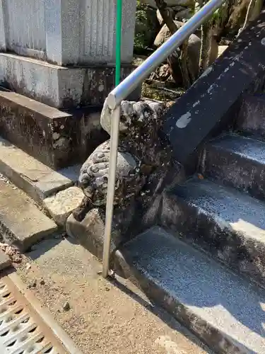 粉河産土神社（たのもしの宮）の像