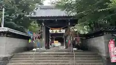 日吉浅間神社の山門