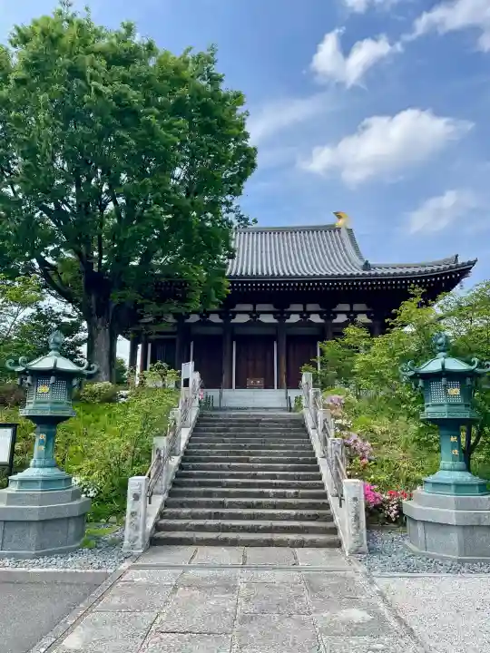 石上寺の{uncategorized: "未分類", other: "その他", undefined: "問題あり", building: "その他建物", grave: "お墓", sacred_gate: "鳥居", guardian: "狛犬", statue: "像", buddha: "仏像", history: "歴史", nature: "自然", garden: "庭園", animal: "動物", pagoda: "塔", temizu: "手水舎", mountain_gate: "山門・神門", sanctuary: "本殿・本堂", subordinate: "末社・摂社", art: "芸術", scenery: "景色", jizo: "地蔵", ema: "絵馬", goshuin: "御朱印", omikuji: "おみくじ", items: "授与品その他", amulet: "お守り", goshuincho: "御朱印帳", eats: "食事", festival: "お祭り", votive_dance: "神楽", shichigosan: "七五三参", wedding: "結婚式", experience: "体験その他", initially: "初詣", around: "周辺", anti_infection: "感染症対策"}