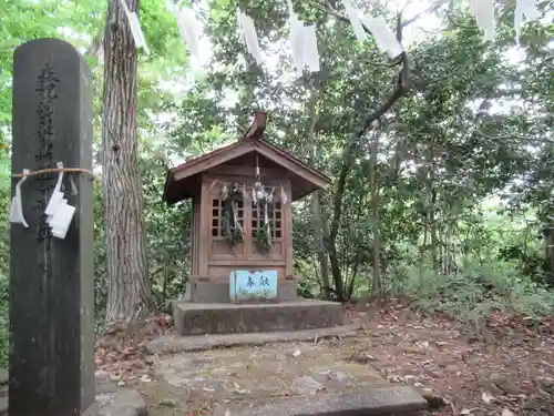 下山八幡神社の末社・摂社