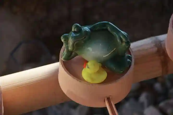 阿久津「田村神社」(郡山市阿久津町)旧社名:伊豆箱根三嶋三社の手水舎