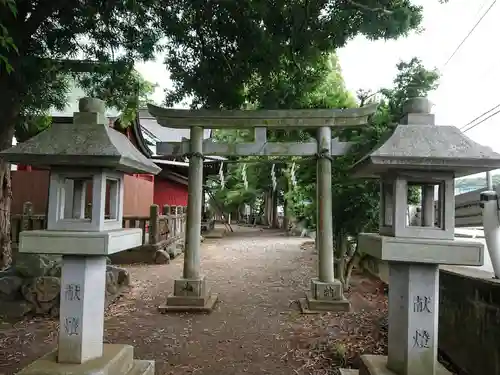 比比多神社（子易明神）の鳥居