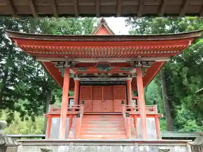 天津神社の本殿・本堂