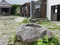 御田原神社の手水舎