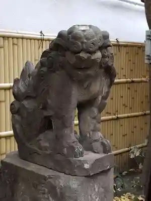 銀杏岡八幡神社の狛犬