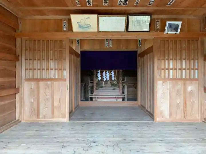 春日神社の本殿・本堂