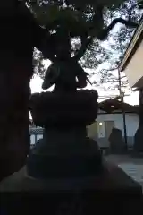 西新井大師総持寺の像