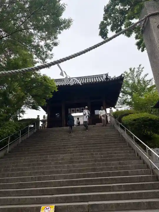 阿智神社の{uncategorized: "未分類", other: "その他", undefined: "問題あり", building: "その他建物", grave: "お墓", sacred_gate: "鳥居", guardian: "狛犬", statue: "像", buddha: "仏像", history: "歴史", nature: "自然", garden: "庭園", animal: "動物", pagoda: "塔", temizu: "手水舎", mountain_gate: "山門・神門", sanctuary: "本殿・本堂", subordinate: "末社・摂社", art: "芸術", scenery: "景色", jizo: "地蔵", ema: "絵馬", goshuin: "御朱印", omikuji: "おみくじ", items: "授与品その他", amulet: "お守り", goshuincho: "御朱印帳", eats: "食事", festival: "お祭り", votive_dance: "神楽", shichigosan: "七五三参", wedding: "結婚式", experience: "体験その他", initially: "初詣", around: "周辺", anti_infection: "感染症対策"}