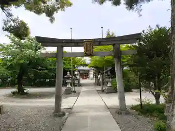 阿久刀神社の{uncategorized: "未分類", other: "その他", undefined: "問題あり", building: "その他建物", grave: "お墓", sacred_gate: "鳥居", guardian: "狛犬", statue: "像", buddha: "仏像", history: "歴史", nature: "自然", garden: "庭園", animal: "動物", pagoda: "塔", temizu: "手水舎", mountain_gate: "山門・神門", sanctuary: "本殿・本堂", subordinate: "末社・摂社", art: "芸術", scenery: "景色", jizo: "地蔵", ema: "絵馬", goshuin: "御朱印", omikuji: "おみくじ", items: "授与品その他", amulet: "お守り", goshuincho: "御朱印帳", eats: "食事", festival: "お祭り", votive_dance: "神楽", shichigosan: "七五三参", wedding: "結婚式", experience: "体験その他", initially: "初詣", around: "周辺", anti_infection: "感染症対策"}