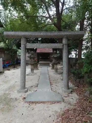 上落合神明神社の末社・摂社