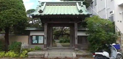 教恩寺の山門