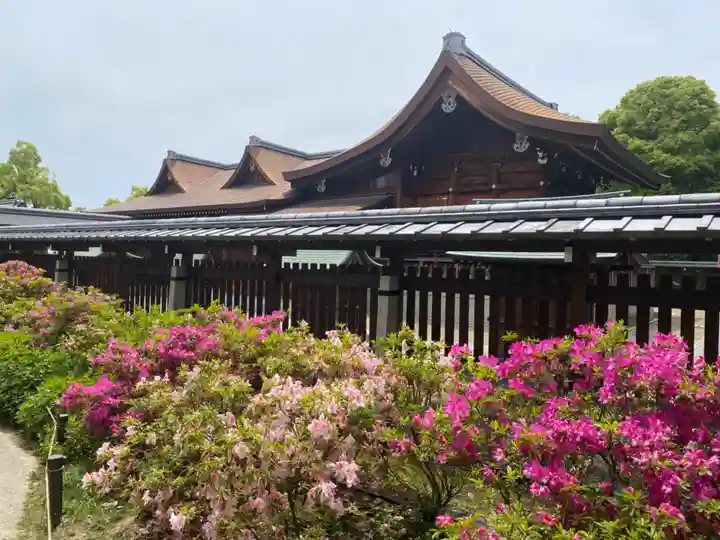 城南宮の本殿・本堂