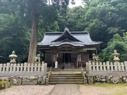 劒神社の本殿