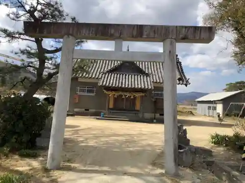 天村雲神社の鳥居