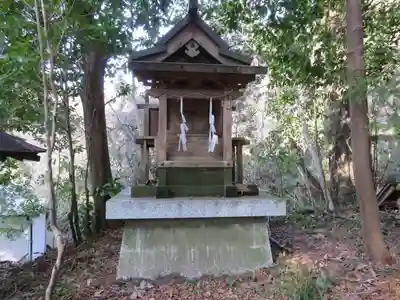 穴師坐兵主神社の末社・摂社
